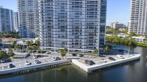 20515 E Country Club Drive Aventura FL 33180
