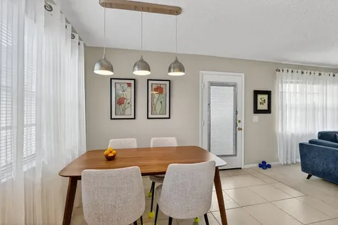 74 Burgundy B Delray Beach FL 33484