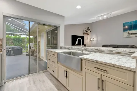 4904 Lake Catherine Drive Palm Beach Gardens FL 33403