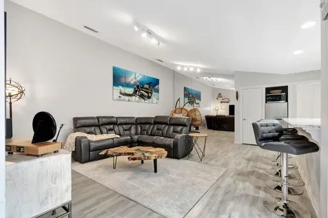 4904 Lake Catherine Drive Palm Beach Gardens FL 33403