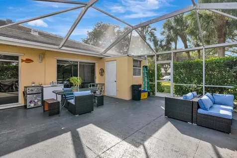 4904 Lake Catherine Drive Palm Beach Gardens FL 33403