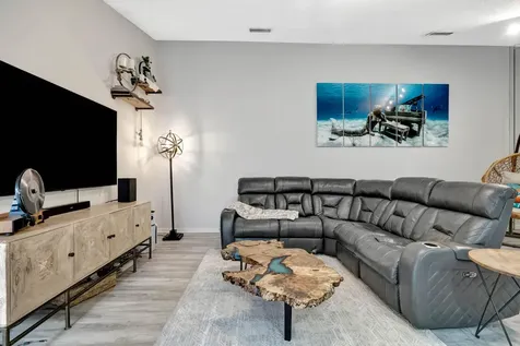 4904 Lake Catherine Drive Palm Beach Gardens FL 33403