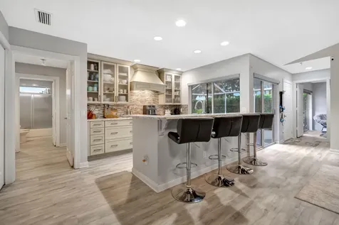 4904 Lake Catherine Drive Palm Beach Gardens FL 33403