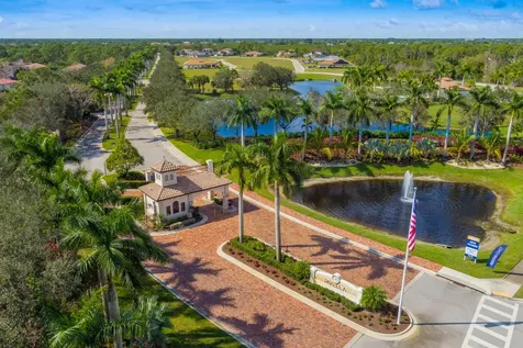 183 SE Via Terra Bella Port Saint Lucie FL 34952