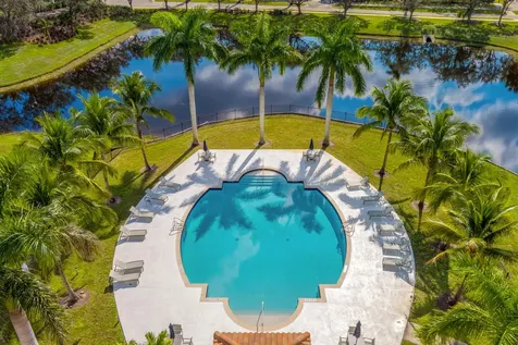 183 SE Via Terra Bella Port Saint Lucie FL 34952