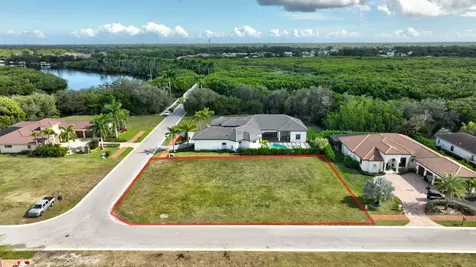 183 SE Via Terra Bella Port Saint Lucie FL 34952