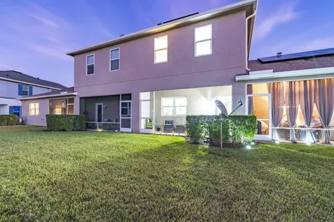 696 Ne Waters Edge Lane Port Saint Lucie FL 34983