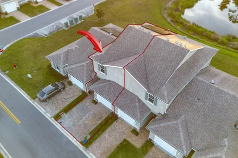 696 Ne Waters Edge Lane Port Saint Lucie FL 34983