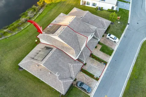696 Ne Waters Edge Lane Port Saint Lucie FL 34983