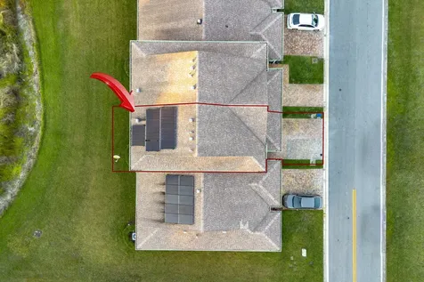 696 Ne Waters Edge Lane Port Saint Lucie FL 34983