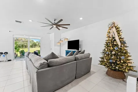 5958 Se Sky Blue Circle Stuart FL 34997