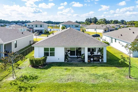 5958 Se Sky Blue Circle Stuart FL 34997