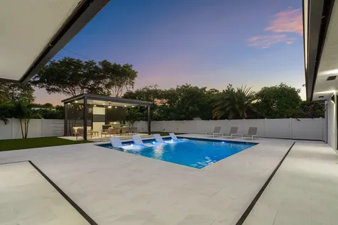 1120 Sw 16th Street Boca Raton FL 33486