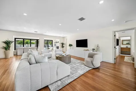 1120 Sw 16th Street Boca Raton FL 33486