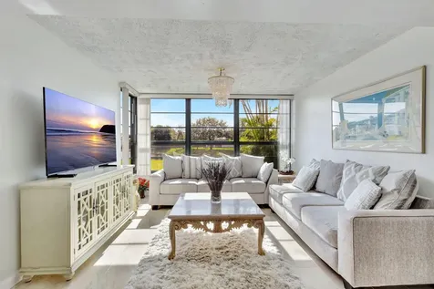 3630 Whitehall Drive West Palm Beach FL 33401