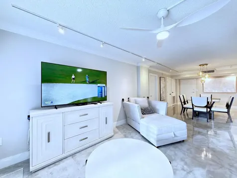 3546 S Ocean Boulevard South Palm Beach FL 33480