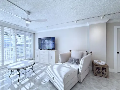 3546 S Ocean Boulevard South Palm Beach FL 33480