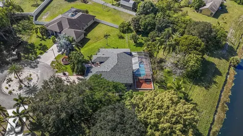 140 Sw Mark Court Port Saint Lucie FL 34953