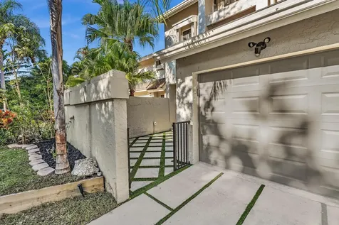 6565 Parkview Drive Boca Raton FL 33433