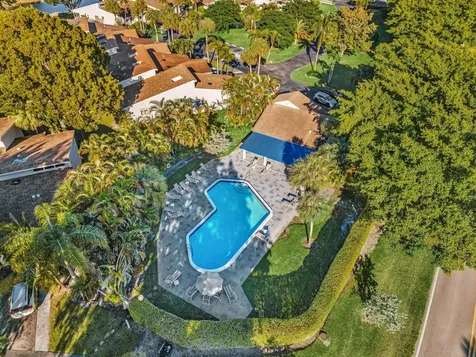 6565 Parkview Drive Boca Raton FL 33433