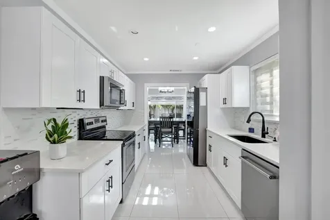 2260 NE 62nd Street Fort Lauderdale FL 33308