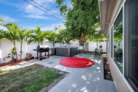 2260 NE 62nd Street Fort Lauderdale FL 33308