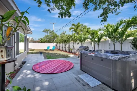 2260 NE 62nd Street Fort Lauderdale FL 33308