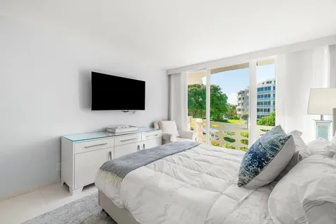 100 Sunrise Avenue Palm Beach FL 33480