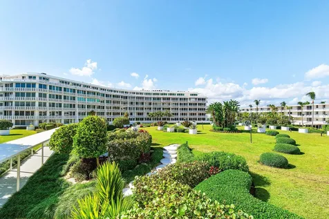 100 Sunrise Avenue Palm Beach FL 33480