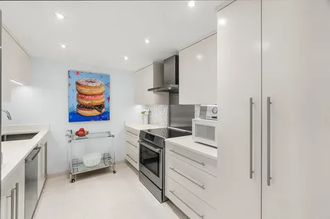 100 Sunrise Avenue Palm Beach FL 33480