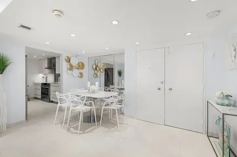 100 Sunrise Avenue Palm Beach FL 33480