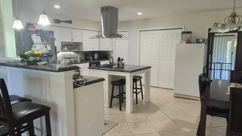 13706 44th Place West Palm Beach FL 33411