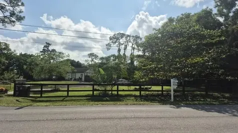 13706 44th Place West Palm Beach FL 33411