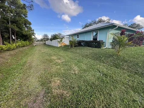 15242 69th Trail Palm Beach Gardens FL 33418
