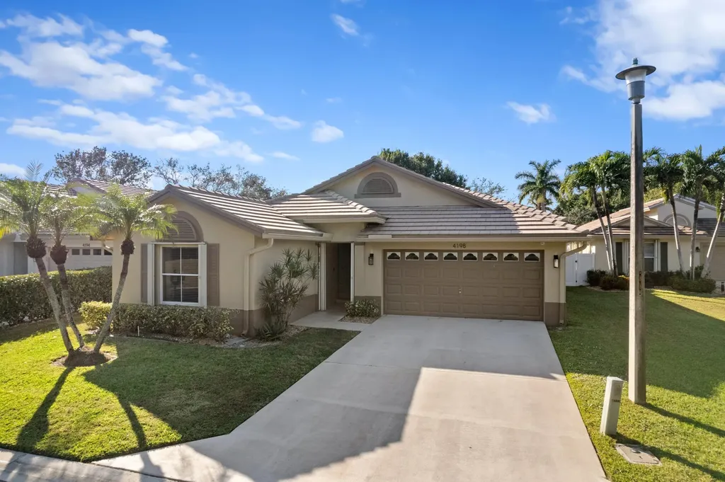 4198 Manor Forest Trail Boynton Beach FL 33436