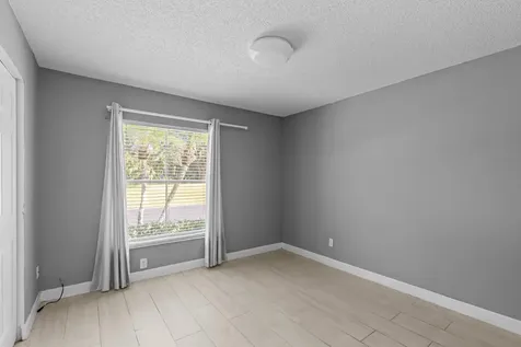 4198 Manor Forest Trail Boynton Beach FL 33436