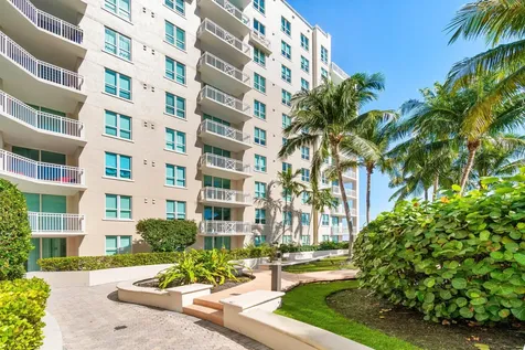 450 N Federal Highway Boynton Beach FL 33435