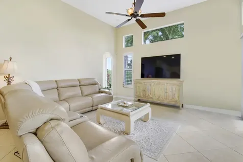 660 Sw Yacht Basin Way Stuart FL 34997