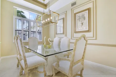 660 Sw Yacht Basin Way Stuart FL 34997