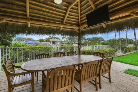 660 Sw Yacht Basin Way Stuart FL 34997