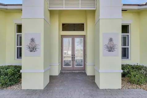 660 Sw Yacht Basin Way Stuart FL 34997