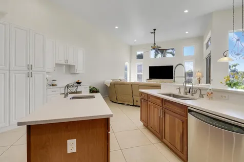 660 Sw Yacht Basin Way Stuart FL 34997