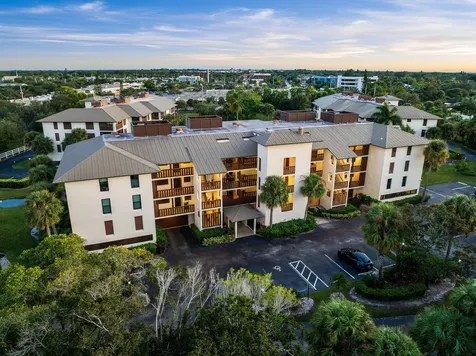 160 Se Saint Lucie Boulevard Stuart FL 34996