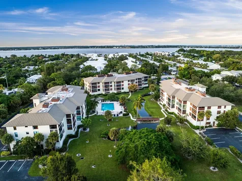 160 Se Saint Lucie Boulevard Stuart FL 34996