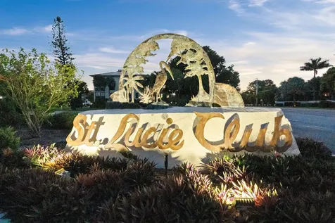 160 Se Saint Lucie Boulevard Stuart FL 34996