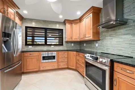 160 Se Saint Lucie Boulevard Stuart FL 34996