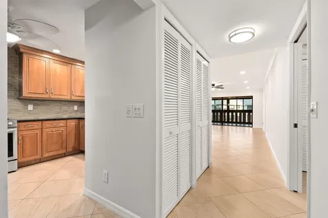 160 Se Saint Lucie Boulevard Stuart FL 34996