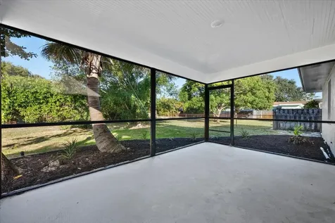 19052 Se Hillcrest Drive Tequesta FL 33469