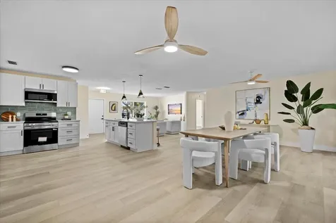 19052 Se Hillcrest Drive Tequesta FL 33469
