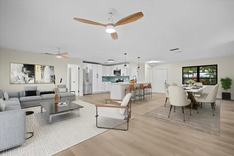 19052 Se Hillcrest Drive Tequesta FL 33469